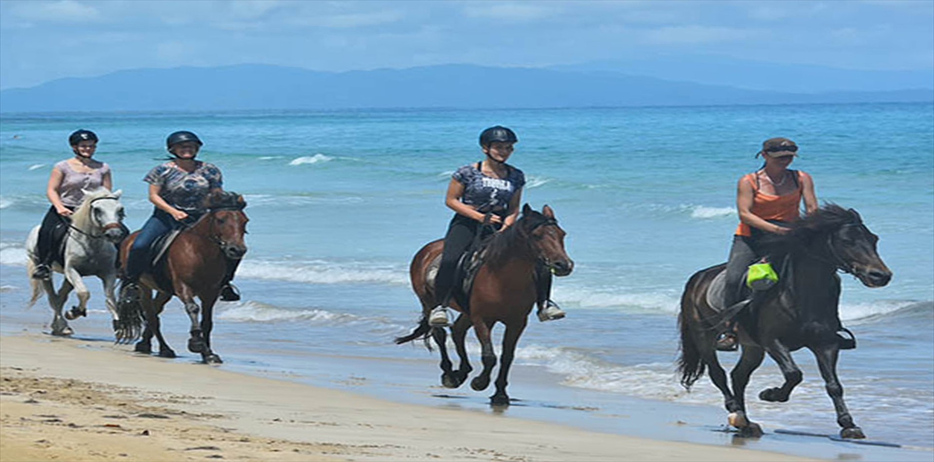 Horseback Riding Tour